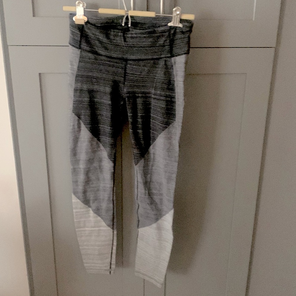 Grey yoga pants